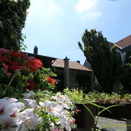 Landhaus Michels Garni Kaarst Bagian luar foto