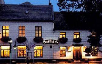 Landhaus Michels Garni Kaarst Bagian luar foto