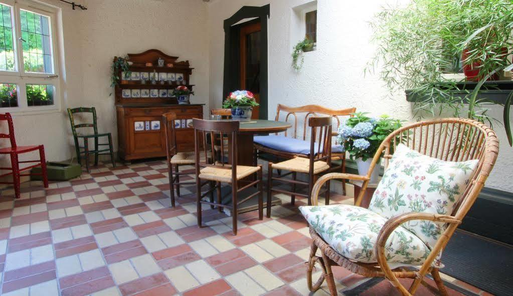 Landhaus Michels Garni Kaarst Bagian luar foto