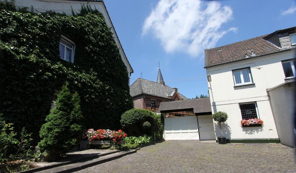 Landhaus Michels Garni Kaarst Bagian luar foto