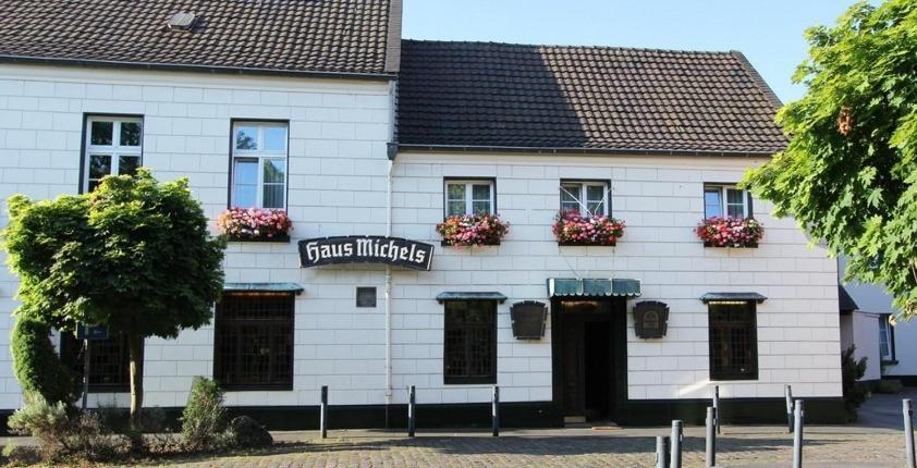 Landhaus Michels Garni Kaarst Bagian luar foto